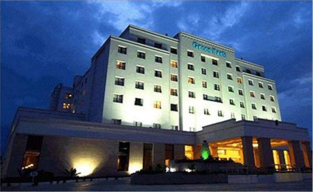Green Park Chennai Exterior foto Green Tree Inn